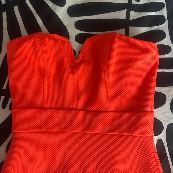 Orange Sweetheart Neckline Sleeveless Bodycon Midi Dress - Picture 1 of 9